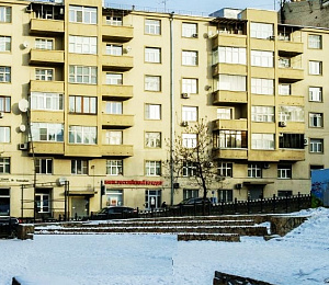 Рождественский б-р, д 5/7 стр 1, Москва
