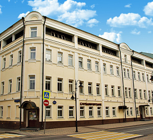 Пятницкая ул, д 55/25 стр 4, Москва Мансарда 242.0  Аренда