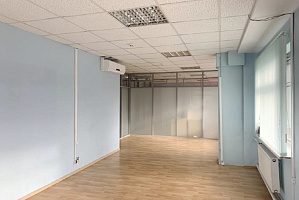 Бизнес-центр "Платинум" 2 220.0  Продажа