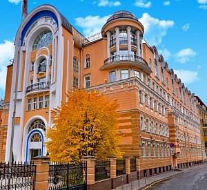 Бизнес-центр "Дом Чехова" Здание целиком 9089.4  Продажа