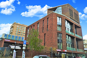 Бурденко ул, д 3, Москва 1 400.0  Продажа