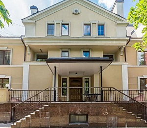 Татарская Б. ул, д 30 стр 2, Москва